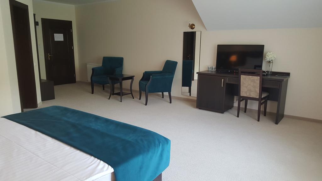 Flori De Mar Hotell Poiana Mărului Eksteriør bilde